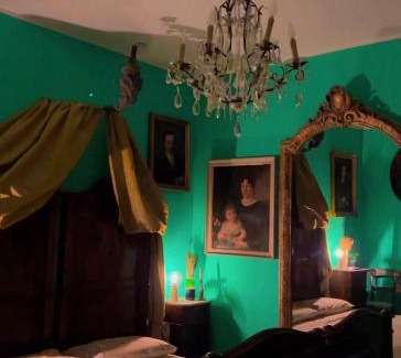 Villanovafranca House | Art action room