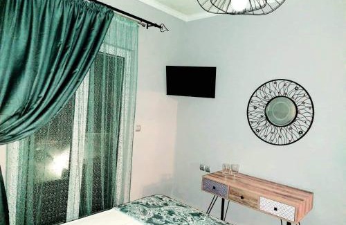 Kounoupidiana Apartment | Art and view-studio