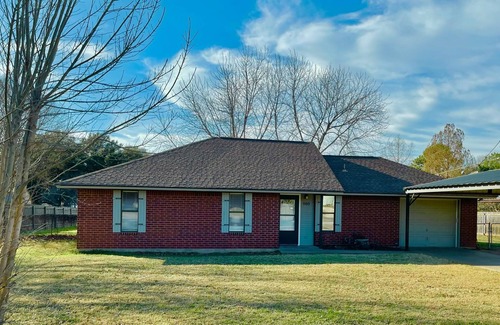 Granbury House | Artful Escape @ Lake Granbury