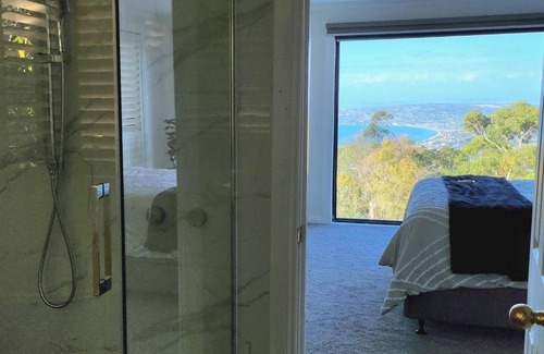 Arthurs Seat Bed & Breakfast | Arthurs Holiday Villa