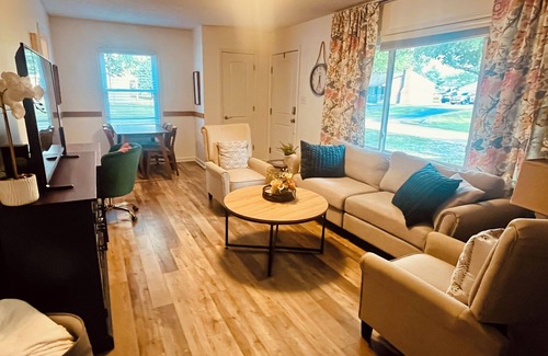 Indianapolis House | Arthur’s North Indy Carmel grand park home 2