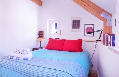 Alfama Apartment | Artist Studio - Alfama Old Town