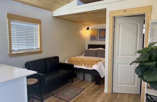 Prescott Valley Units Apartment | Artistic Modern Studio with Mingus Mountain Views