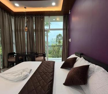 Elappara Hotel | Arvion Holidays