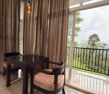 Elappara Hotel | Arvion Holidays