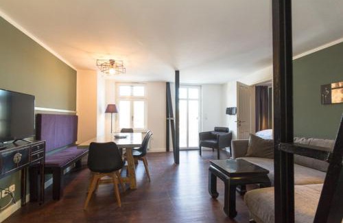 Warnemuende Apartment | Asia Suite - Versteck am Strom