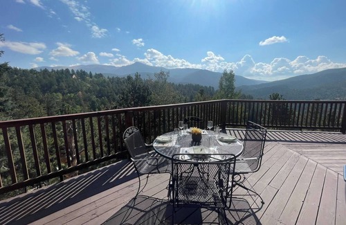 Divide Cabin | Aspen Rock - breathtaking views - HOT TUB - secluded!