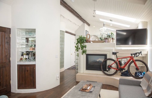 Aspen Condo | Aspen Stash Pad Steps From The Slopes