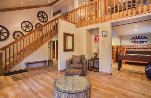 Sunny Slope House | Aspencliffe Home - Peaceful - Spacious - Hot Tub