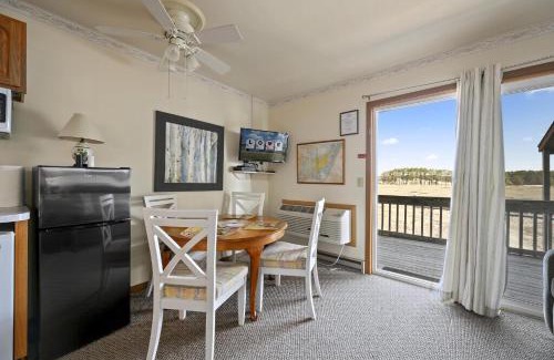 Chincoteague Apartment | Assateague Inn 206-S