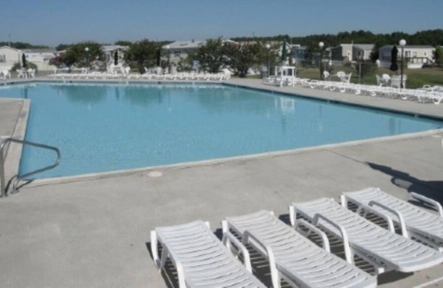 Assateague Pointe House | Assateague Pointe 2 br/1 ba 2 outdoor pools -in WOC.