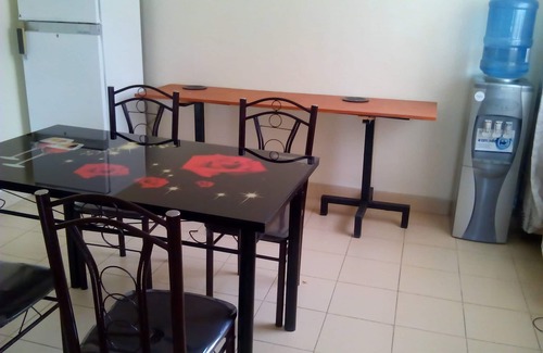 Naivasha House | Assiss place is in a serene and comfy place, next to the road.