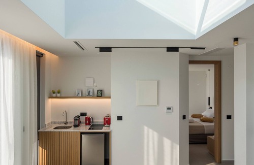 Kokkinon Khorion House | Astelia Luxe Retreat