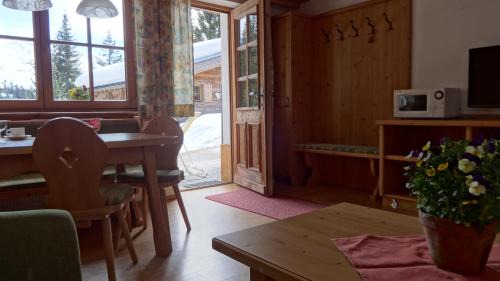 Konigsleiten Apartment | Astn Hütten Residenz Waldsicht Königsleiten - Ferienwohnungen
