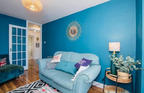 Windsor Apartment | Aston Henry James Stunning one bedroom apartment in Royal Windsor