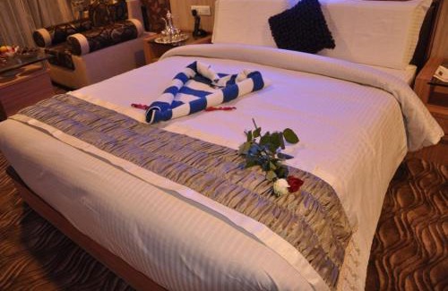 Ooty Hotel | Astoria Residency