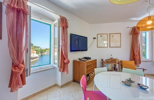 Veli Losinj Apartment | Astra 2 Veli Lošinj Harbour View - Happy Rentals