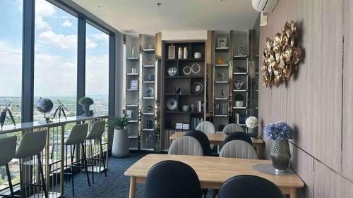 Chang Khlan Apartment | Astra Sky River- Chiang Mai 1