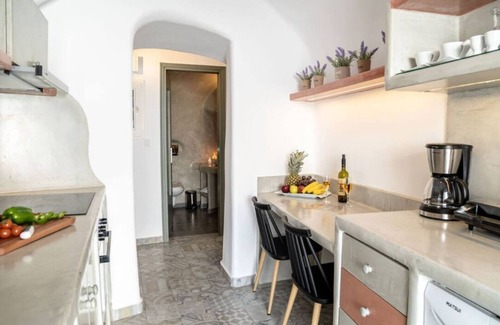 Vothon Villa | Astrea Suites Feggaropetra Cave House