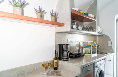 Vothon Villa | Astrea Suites Feggaropetra Cave House