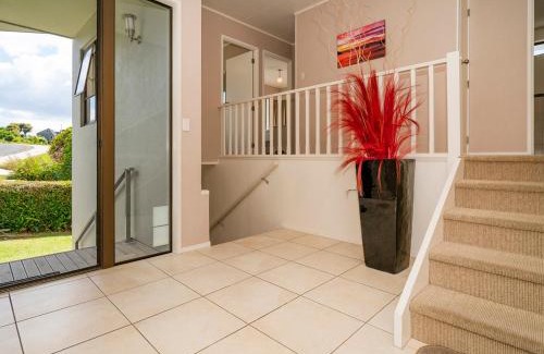 Hahei House | At Cathedral Cove - Hahei Holiday Home