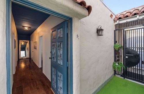 Hermosa Beach Apartment | At Hermosa Ave and Pier Ave- A