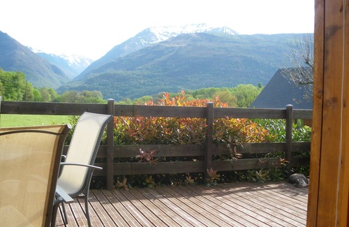 Ayros-Arbouix Ski Chalet | At the foot of the Hautacam massif, wooden chalet for rent