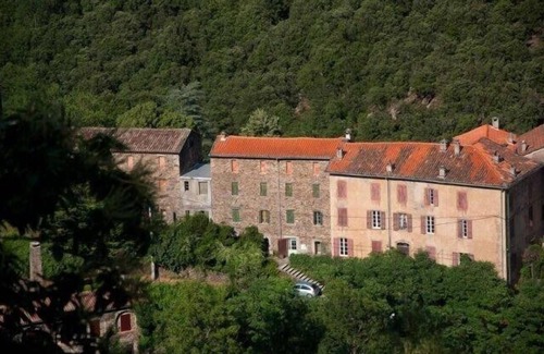 Valleraugue House | At the heart of the Cevennes, old barn restored and silk