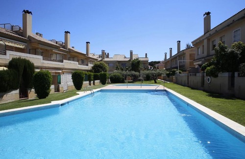 Torredembarra Villa | AT050 Xiprers