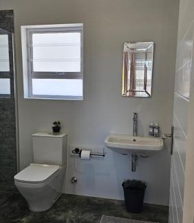 Stompneusbaai House | At3Brides Self Catering