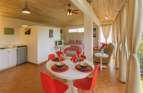 Escobal Hotel | Atenas Magic Mountain Views