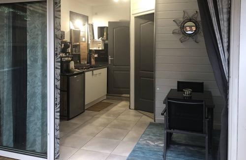 Sainte Marie Apartment | Aterla Mêm, Idéal Pour un Accès sur L'est de L'île