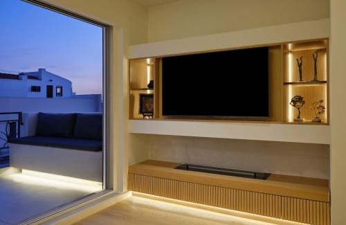 Athens City Centre Apartment | Athenian Loft with Acropolis View