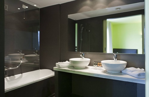 Psirri Hotel | Athens Center Square Hotel