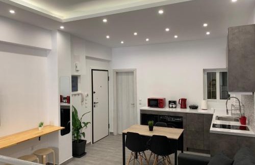 Athens Apartment | ATHENS DIAMOND APARTMENT WITH BALCONY