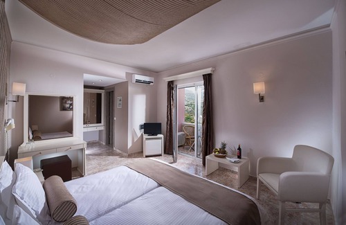 Agia Pelagia Hotel | Athina Palace Resort & Spa