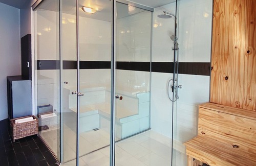 Macrodistrito Sur Hotel | Atix Hotel, a Member of Design Hotels