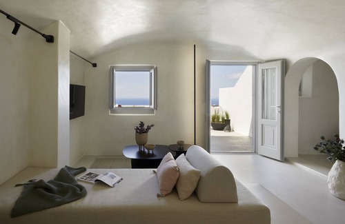 Imerovigli Hotel | Atoles Retreat