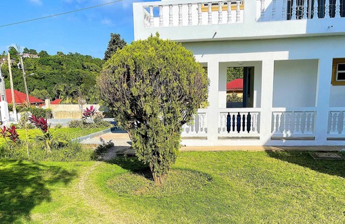 Runaway Bay Villa | Attalia Villa 5-bed in Runaway Bay Near Ocho Rios