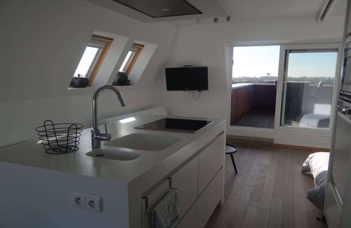 Nieuwpoort Apartment | Attic Apartment in Nieuwpoort by Sandy Beaches