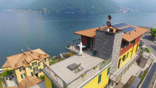 Argegno Apartment | Attico Con Grande Terrazza vista Lago