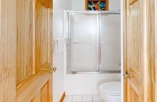 Brigands' Bay House | Attractive sound-front house w/private washer/dryer, WiFi, central AC, balcony