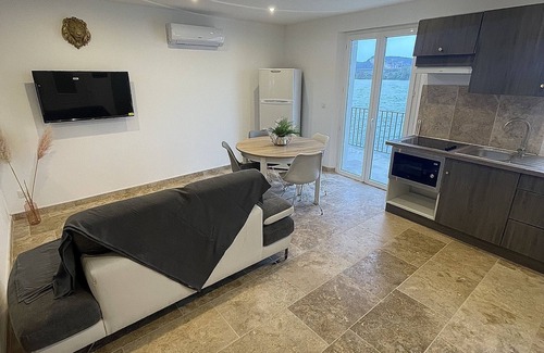 Saint-Etienne-des-Sorts Apartment | Au Bord de Leau Tourisme & Nucleaire