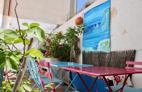 Cassis Hostel | Au Petit chez Soi