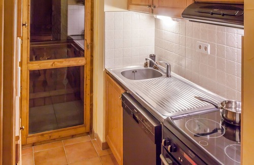 Lanslevillard Condo | Au pied des pistes | Vue imprenable + piscine