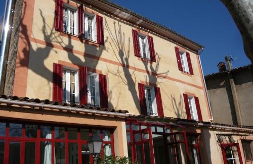 Correns Hotel | Auberge de Correns