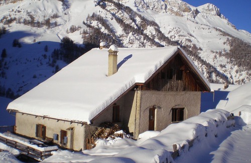 Saint-Veran Ski Chalet | Auberge l'Estoilies, Large chalet/gîte to be privatized in Saint Veran