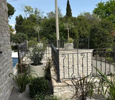 Lovran Apartment | Aura Adriatica Onyx - Luxury Apartment, private pool, sea view, parking