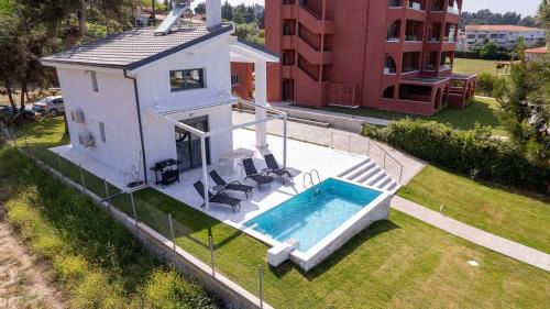 Kriopigi House | Aura Beachfront Private Pool Villa