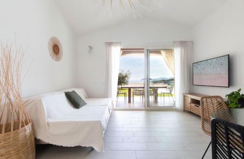 Costa Rei House | Aura Residence